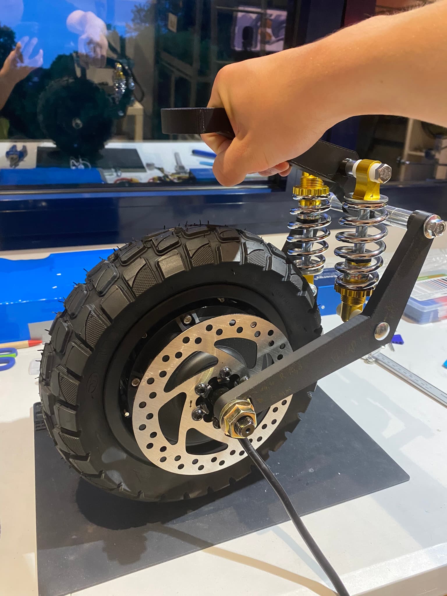 Front motor PLA