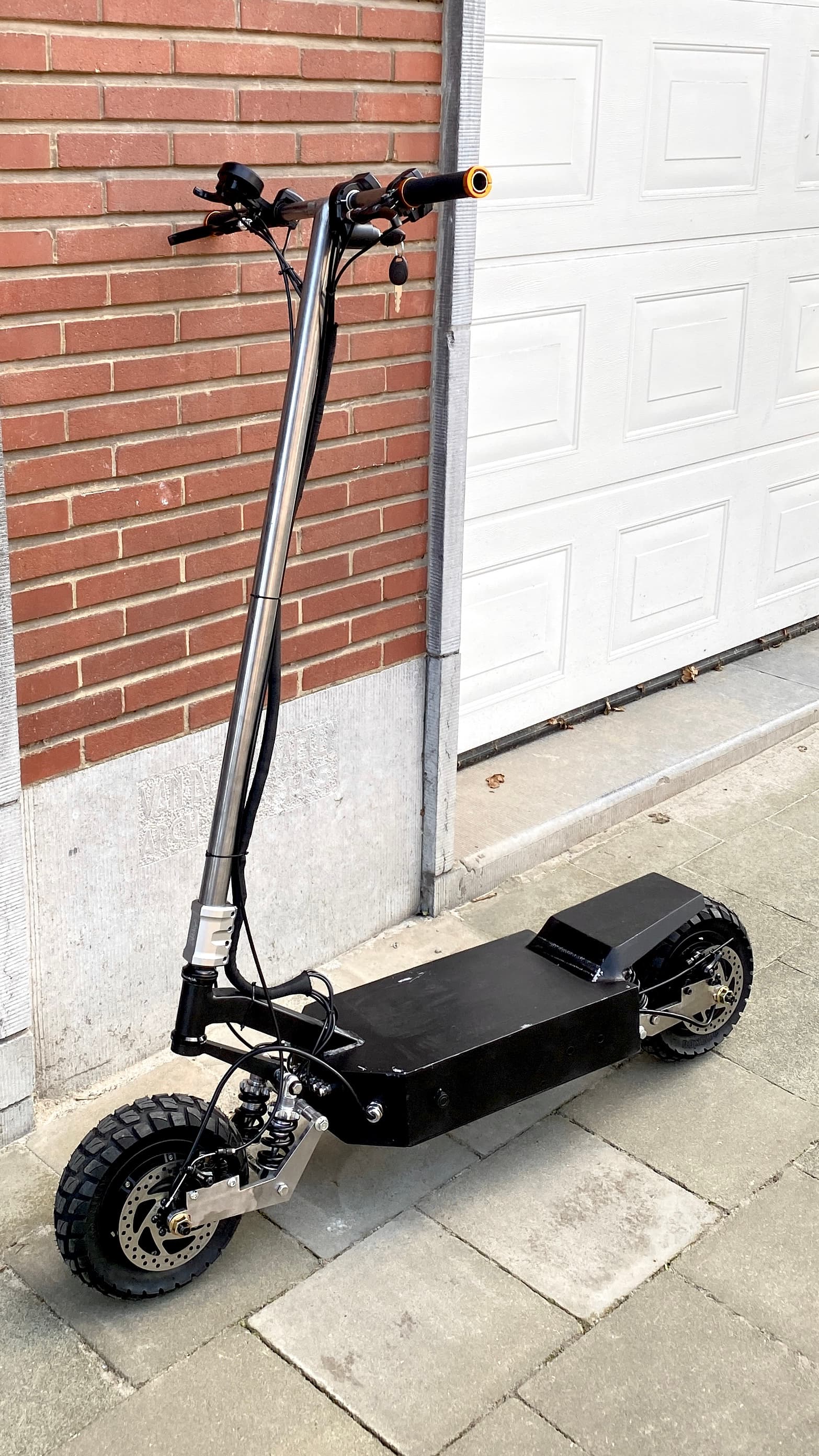 Electric scooter